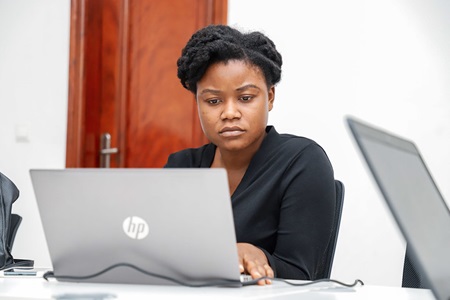 Digital Freelance Launch Pad: A Practical Guide to Making a Profit Online